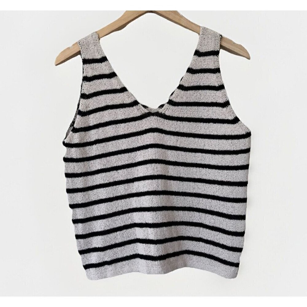 Primark Knit Striped Cream Black Cropped V Neck Tank Size Medium